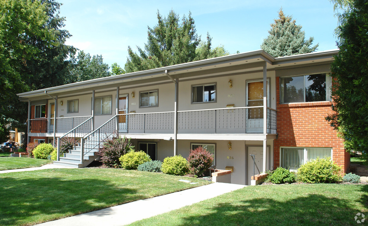 Building Photo - 812 W Ridenbaugh St