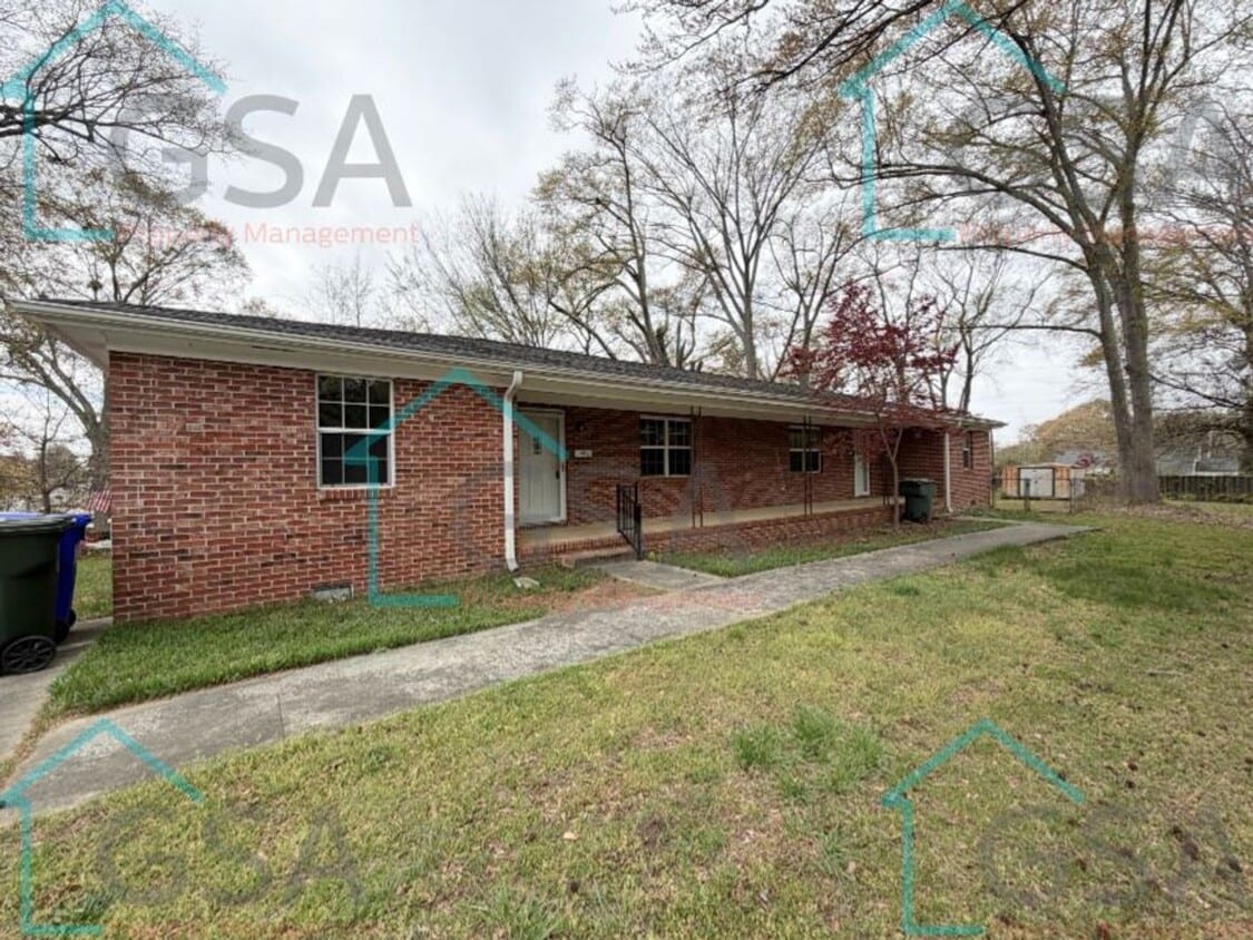 Photo - 106 Keowee Ave (Greenville, SC)