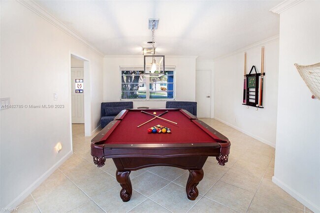 Building Photo - 3 br, 2 bath House - 4316 Jackson St # 4316