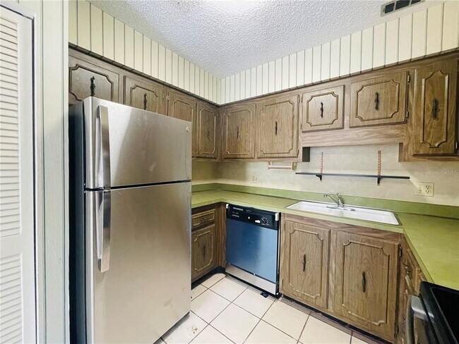 Building Photo - 3822 Cortez Dr