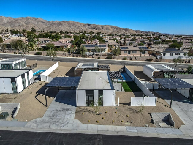 Foto del edificio - 13848 Scenic Crest Cir