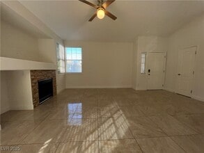 Building Photo - 1705 King James St