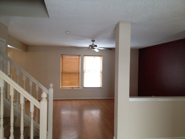 Building Photo - 4128 Doten Dr