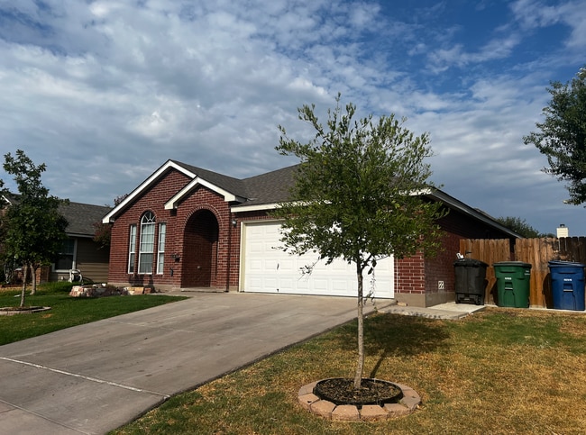 Building Photo - 12110 Club House