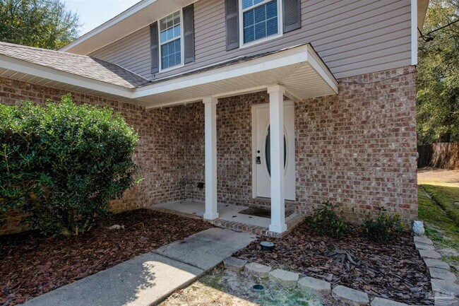 Foto del edificio - 6707 Cedar Ridge Cir