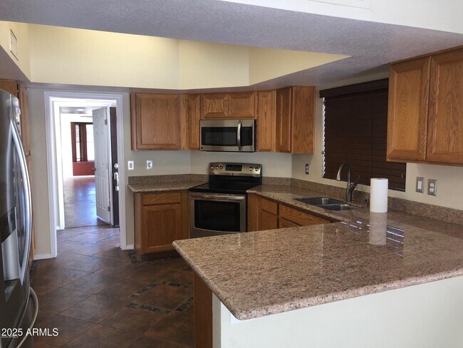 Foto del edificio - 7539 W Sequoia Dr