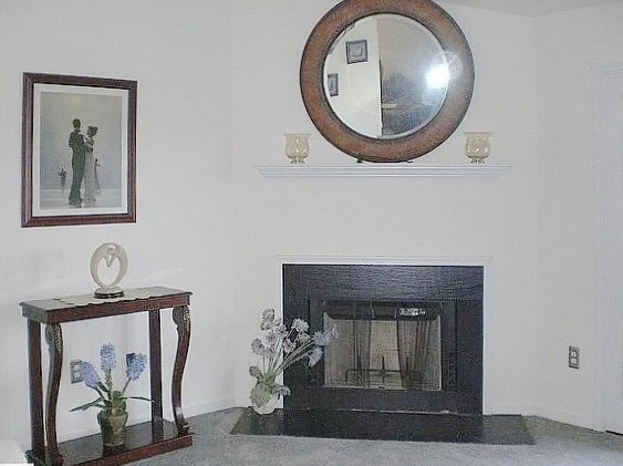 Building Photo - 907 Pelham Square Way