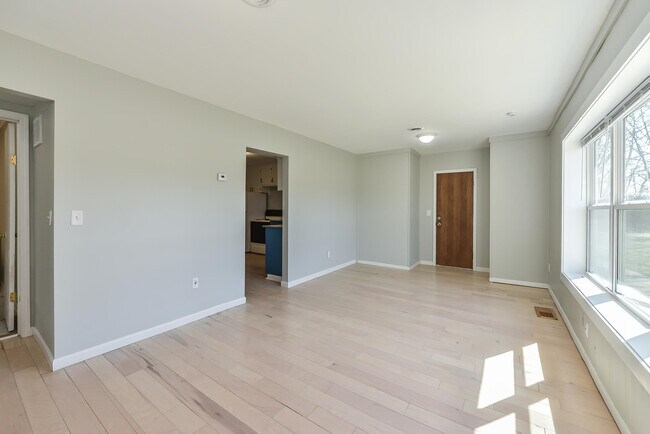 Foto del edificio - 7200 Whitmore Lake Rd