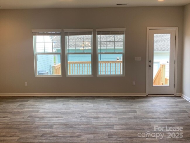 Foto del edificio - 12511 Bryton Ridge Pkwy