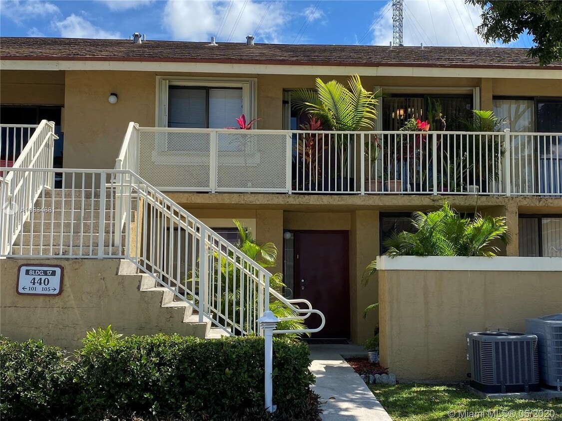 440 NW 214th St Unit 203, Miami, FL 33169 Condo for Rent in Miami, FL