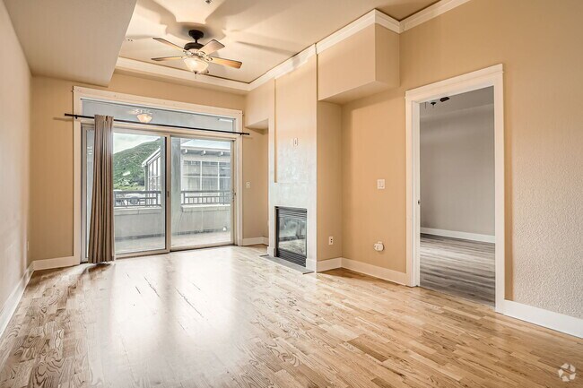 Building Photo - 1275 Washington Ave
