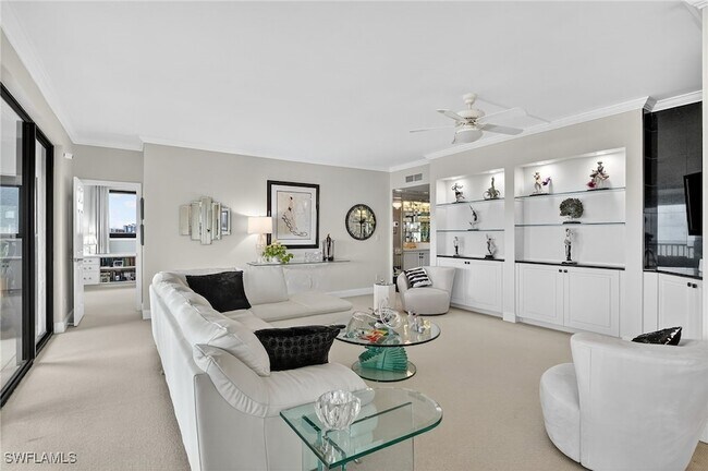 Foto del edificio - 2400 Gulf Shore Blvd N