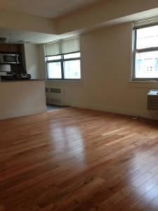 Building Photo - 200 Schermerhorn St