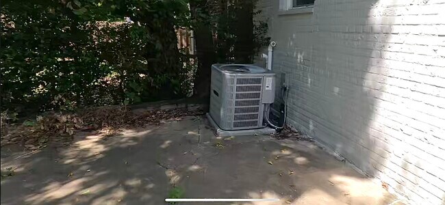 Foto del edificio - 5563 Central Ave SE