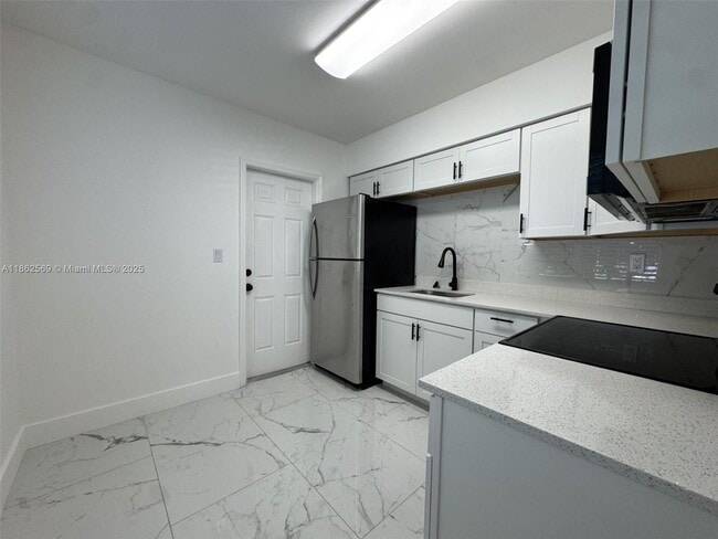 Foto del edificio - 1431 N 14th Way