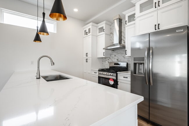 Building Photo - 1026 St Peter St