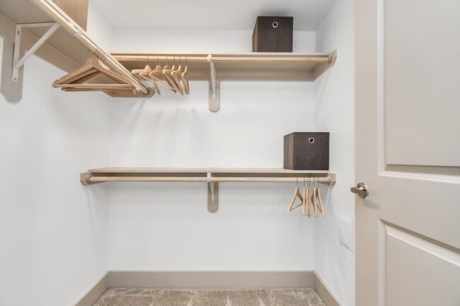 Building Photo - 2020 Grandway Dr