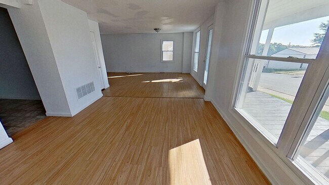 Foto del edificio - Single Family Home