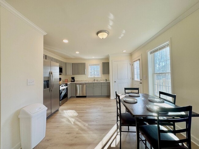 Building Photo - The Home You’ve Been Searching For!