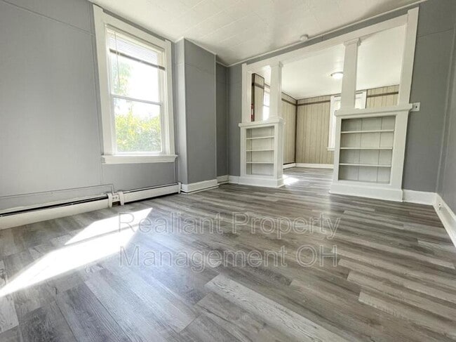 Building Photo - 2501 Highland Ave
