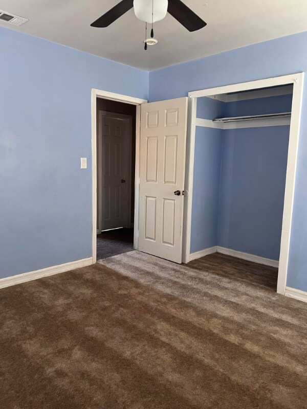 Building Photo - 1016 E Lancaster Blvd