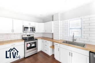 Building Photo - 1212 S Keystone Ave