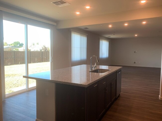 Foto del edificio - 1140 Morningside Pl
