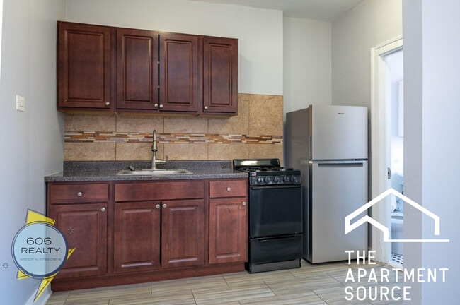 Foto del edificio - 6930 N Greenview Ave