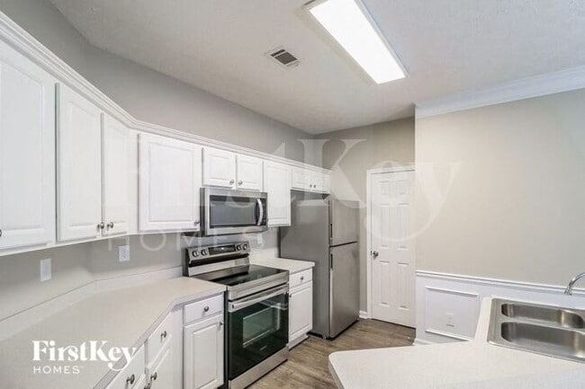 Building Photo - 4073 Beaver Oaks Dr