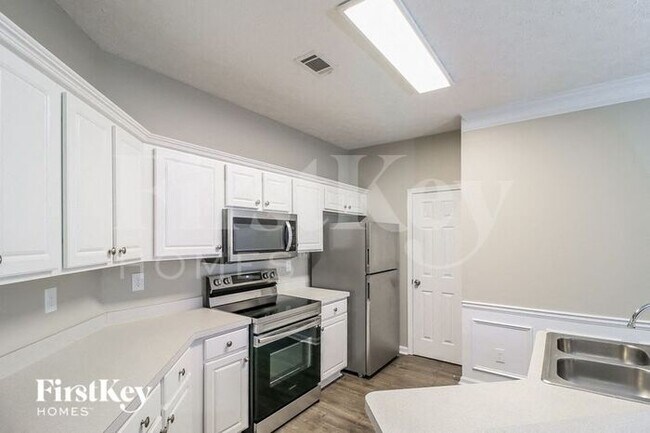 Foto del edificio - 4073 Beaver Oaks Dr