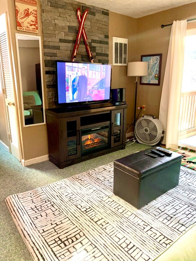 100 Sugar Ski Dr, Sugar Mountain, NC 28604 Condo for Rent in Sugar