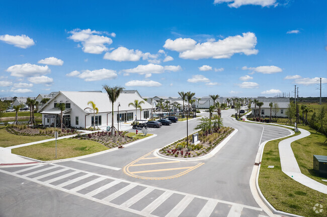 Building Photo - The Cottages at Tradition