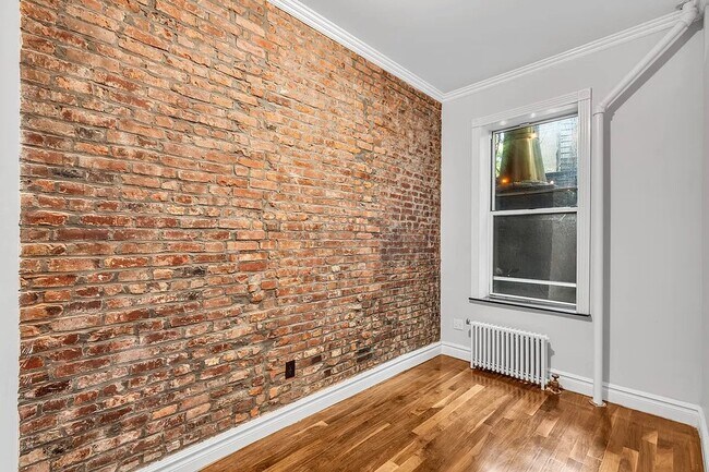 Foto del edificio - 562 Hudson St