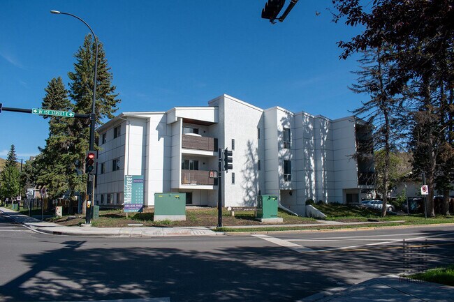 Photo du bâtiment - Cochrane 104