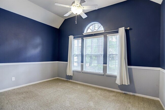 Foto del edificio - 23 Rosewater Pl