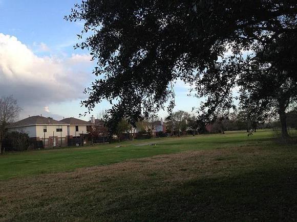 Foto del edificio - 6602 Harbor Town Dr