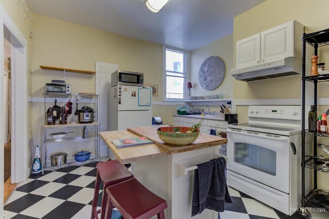 Foto del edificio - 426 Cole St