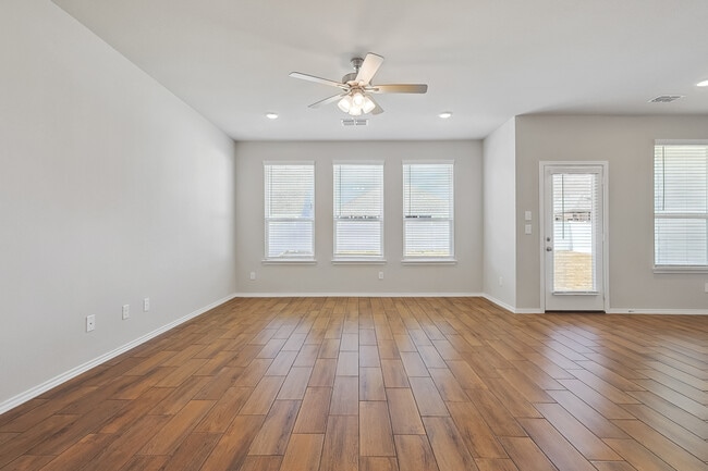 Building Photo - 5941 Revere Dr