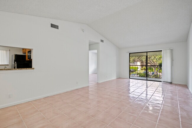 Foto del edificio - 15144 Ashland St