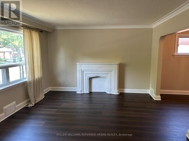 Building Photo - 141 Bogert Ave