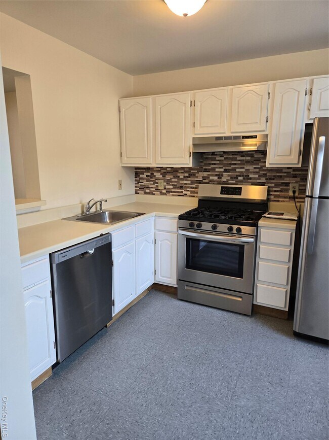 Foto del edificio - 538 Saracino Dr