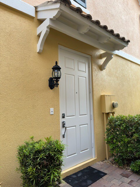 Building Photo - 11833 Nautica Dr