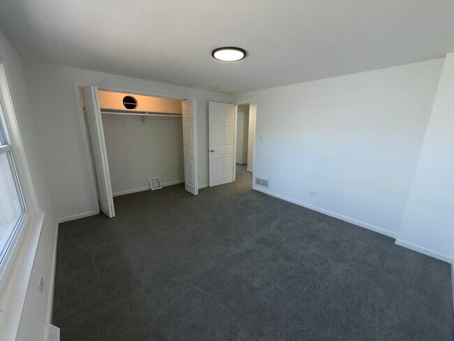 Foto del edificio - 10142 S Western Ave