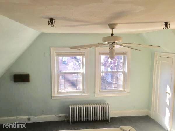 Building Photo - 3515 84th St