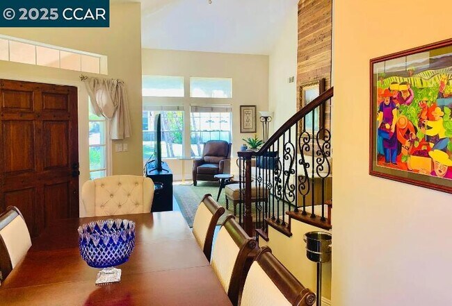 Building Photo - 1576 Silverwood Ct