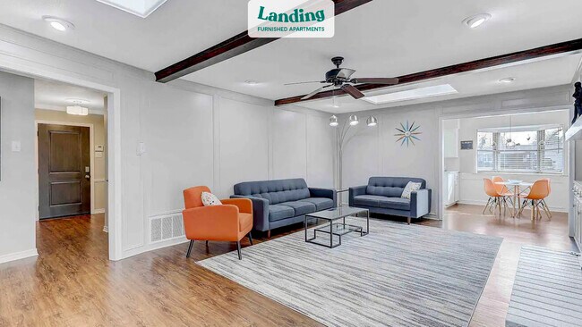 Foto del edificio - 10007 Dale Crest Dr