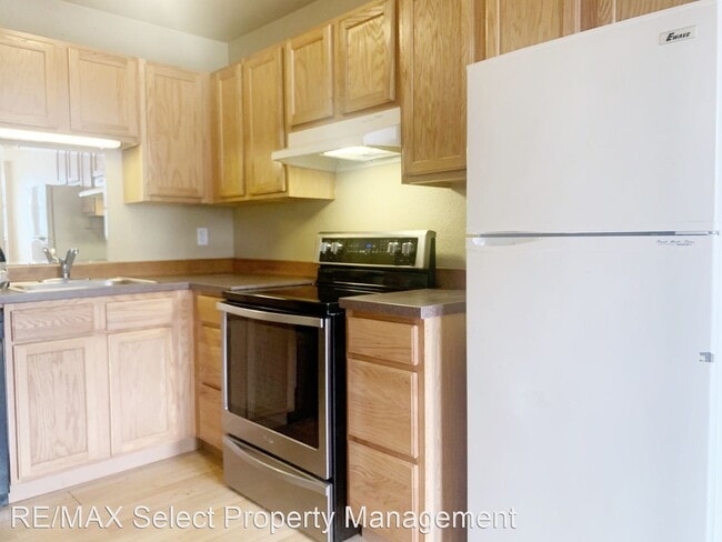 Building Photo - 1 br, 1 bath House - 122 W Main St, Unit 209