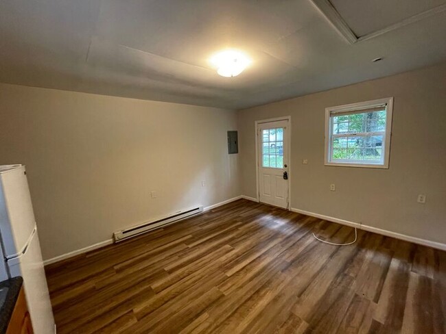 Building Photo - 9312 Lost Forest Dr