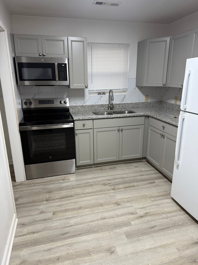 Foto del edificio - 2016 Clyde St