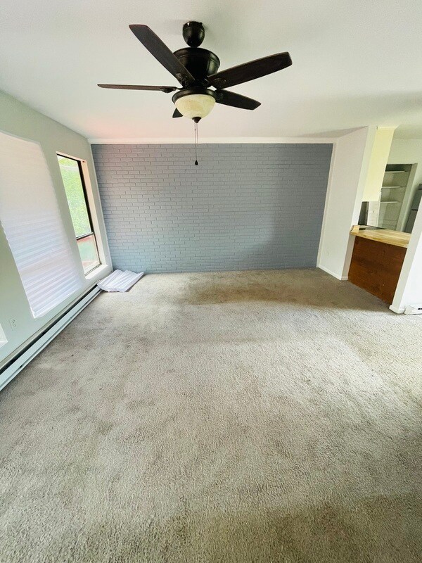 Foto del edificio - 10813 Bethany Ridge Rd